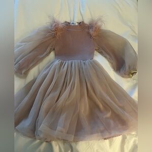 ❤️Lola + the Boys Tulle Dress with Feather Accents, EUC